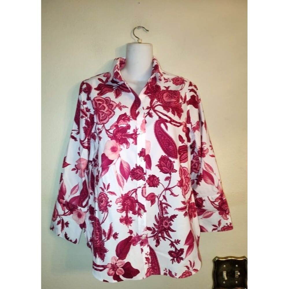 Amazing Women's Chico’s No-Iron Chic Stretch White Red Floral Paisley Shirt Sz 0